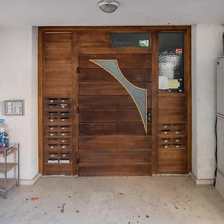 Two Bedroom On A Budget At Briz Area Warna